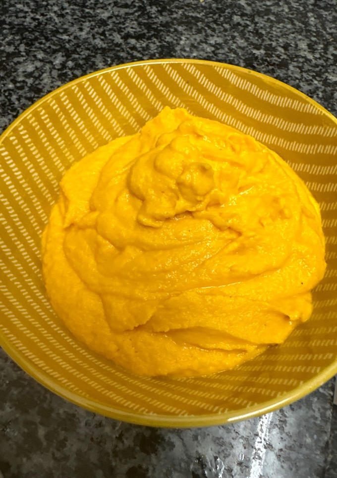 Una foto de 482. Mayonesa de zanahoria (salsa)