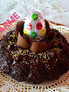 Una foto de Mona de Pascua de chocolate pequeña