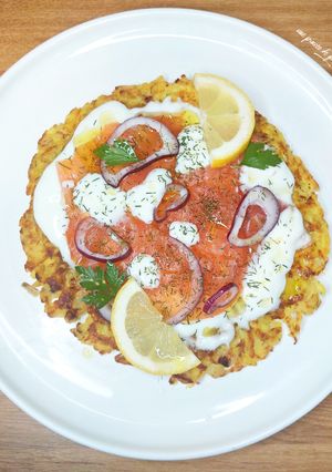 Une photo de Rosti à la crème et au saumon