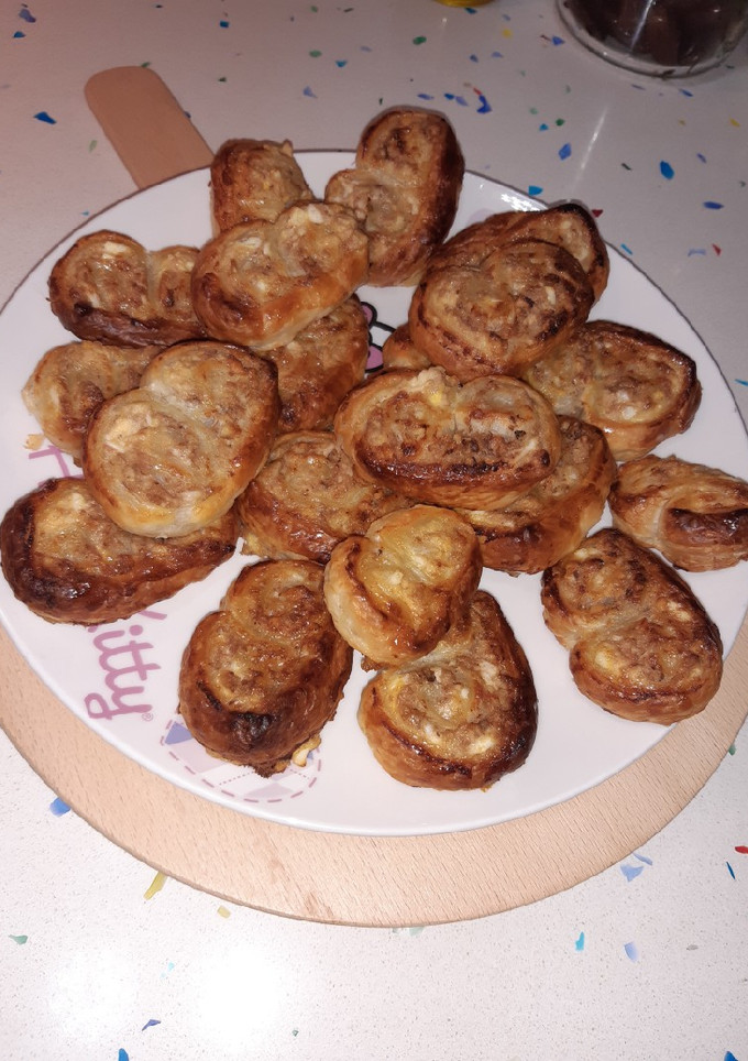 Una foto de Palmeritas de atún y nueces