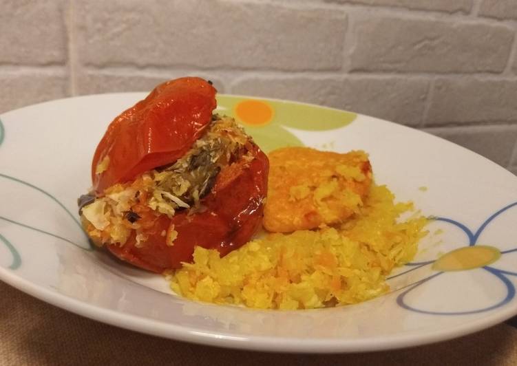 Tomate relleno y hamburguesas de calabaza