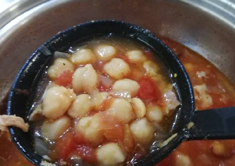 Sopa de garbanzos