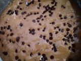 Brownie a la cacerola con chips de chocolate