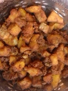 ஆலு 65 (Aaloo 65 recipe in tamil) செய்முறை முக்கிய புகைப்படம்