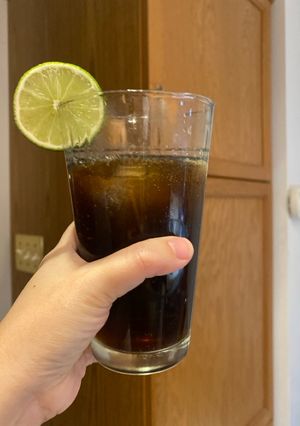 Hình của món Cuba libre cocktail.