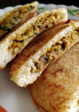 A picture of Aloo Tikki pancake.