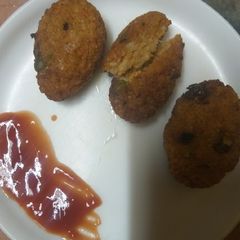 A picture of Pulao cutlets.