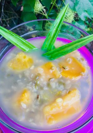 Hình của món Chè đậu xanh khoai lan.