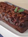 Banana bread de avena con chocolate, almendras y nueces