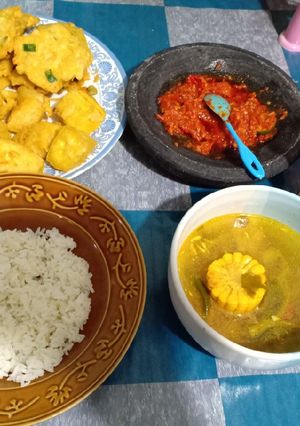 Foto resep Sayur asem, sambal terasi dan tempe goreng
