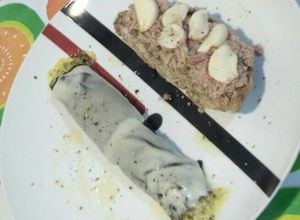 Foto principal de Canelón de alga nori con verduras y queso español