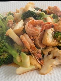 A picture of Stir-fried Veggies with Prawns.