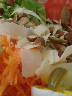 Una foto de Ensalada multicolor: super sana y nutritiva