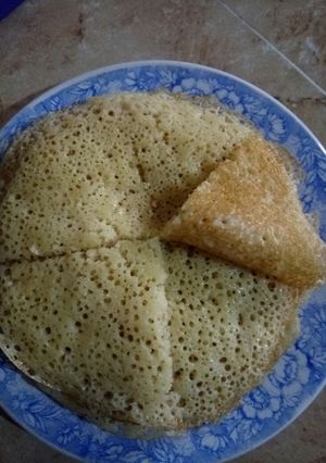 Une photo de Baghrir(Ghrayf) plat algérienne