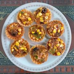 Canapes chaat A picture of Canapes chaat.