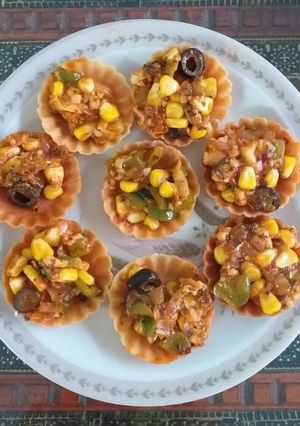 A picture of Canapes chaat.