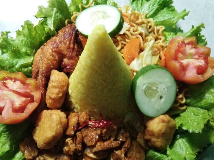 Langkah Gampang Membikin Resep Tumpeng nasi kuning sederhana yang Uenak Anti Ribet, Lezat