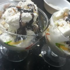 A picture of Chocovani for summers.