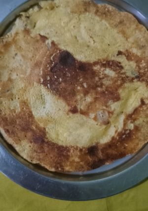 बेसन का चीला(besan ka cheela recipe in hindi) रेसिपी मुख्य फोटो