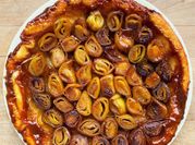 Une photo de tarte tatin salée