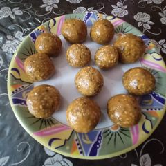 A picture of Laddoo.