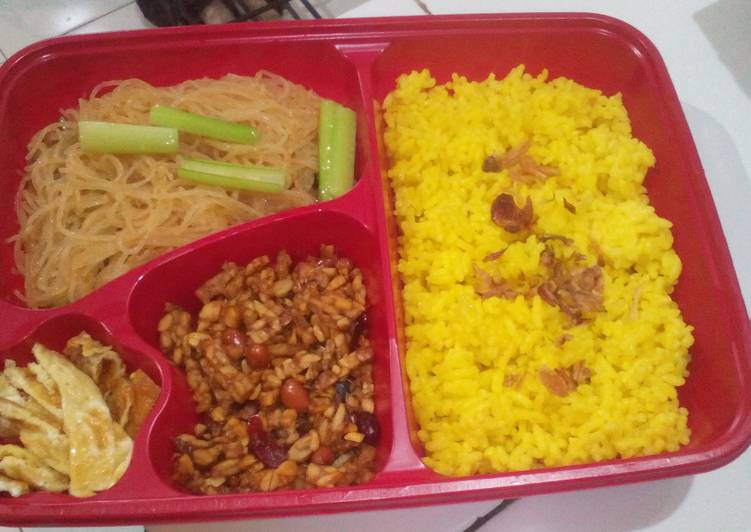 Nasi kuning