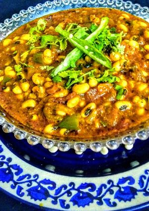 A picture of Masala chawli.