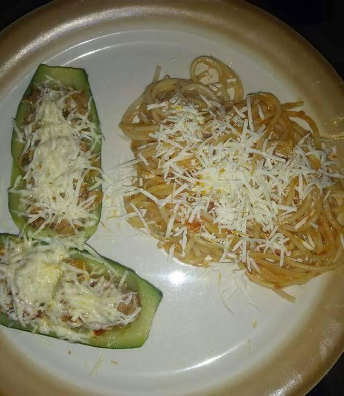 Una foto de Calabacitas rellenas de atún a la mexicana