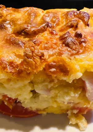 A picture of Tomato Pie.