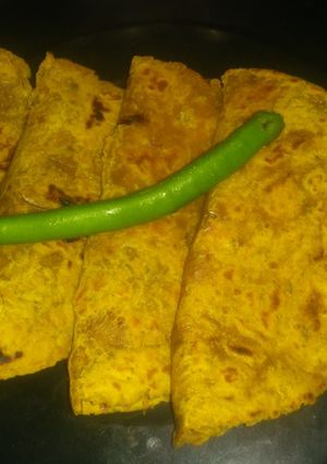 ઓનિયન થેપલા (Onion thepla recipe in gujarati) રેસીપી મુખ્ય ફોટો