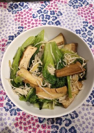 A picture of Sauteed Lettuce.