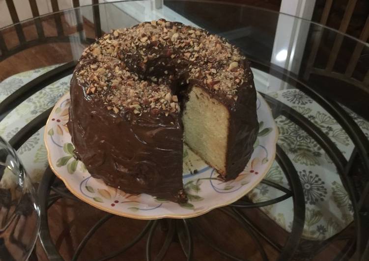 How to Make Any-night-of-the-week Butter pound cake with chocolate almond frosting