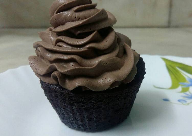 Chocolate cupcake �?�