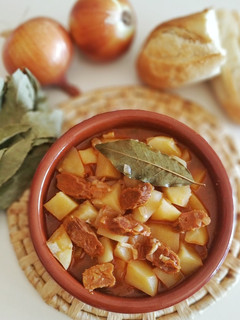 Una foto de Patatas a la riojana veganas