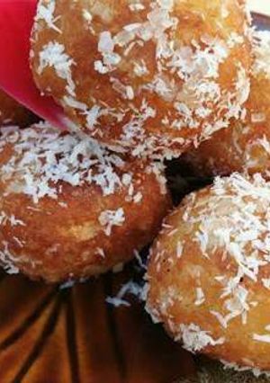 A picture of Dry Gulab Jamun.
