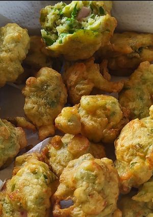 Una foto de Buñuelos de espinaca sencillos