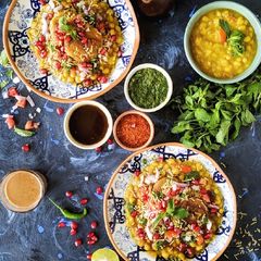 A picture of Ragda patties.