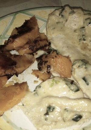 Una foto de Pechugas al verdeo con calabaza asadas