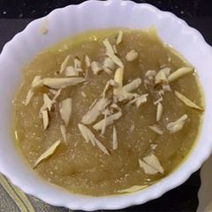 Suji Ka Halwa recipe 😋 A picture of Suji Ka Halwa recipe 😋.