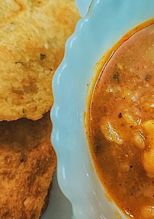 বেদমী পুরি ও রেলওয়ে আলু কি সবজি(Bedme Poori aur Railway Aloo Ki Sabzi) রেসিপির প্রধান ছবি