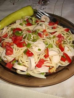صورة لوصفة مكرونة اسباجتي بالسوسيس 🍝