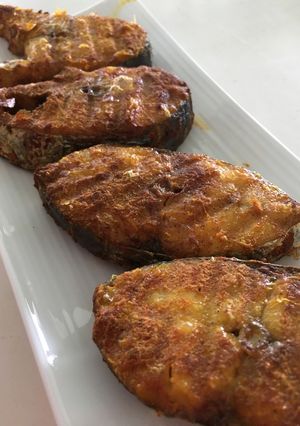 A picture of Easy Air-Fried Turmeric Batang Fish.