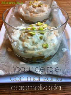 Una foto de Yogur de foie de oca con manzana caramelizada