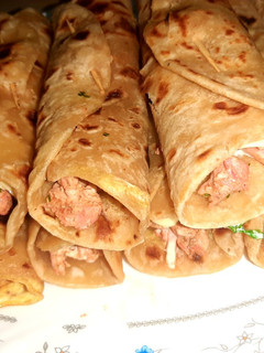 A picture of Creamy chicken roll😊.