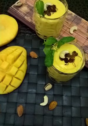 A picture of Mango Yogurt Smoothie.