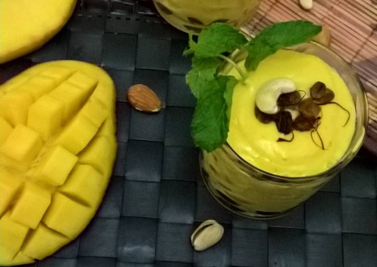 Easiest Way to Prepare Ultimate Mango Yogurt Smoothie
