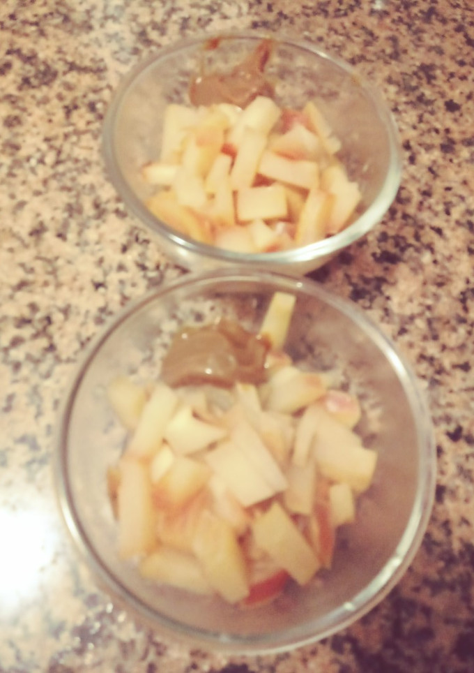 Una foto de Manzanas al horno con dulce de leche (bajas calorías)