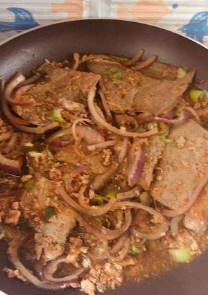Una foto de Bistec de Higadito Encebollado!