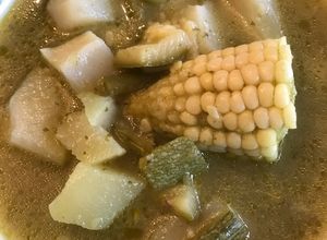 Una foto de MOLE DE OLLA VERDE - 2