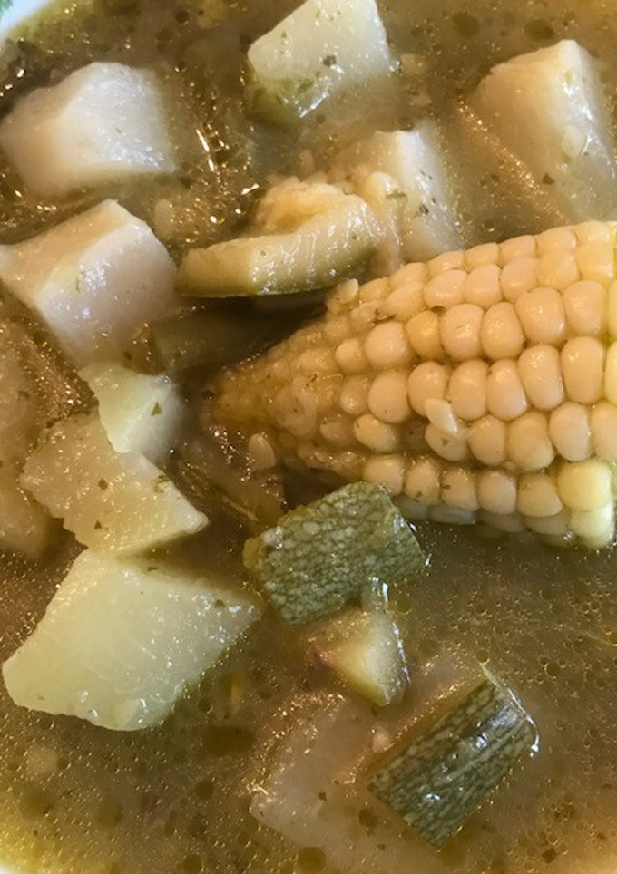 Una foto de MOLE DE OLLA VERDE - 2